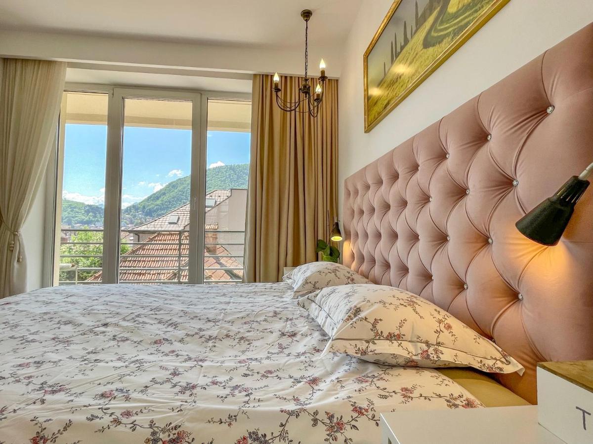 Central Premium Apartment Брашов Екстериор снимка