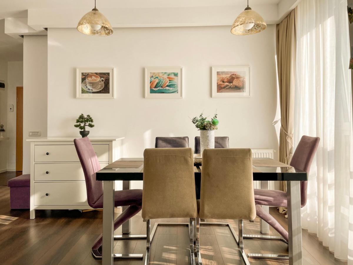 Central Premium Apartment Брашов Екстериор снимка