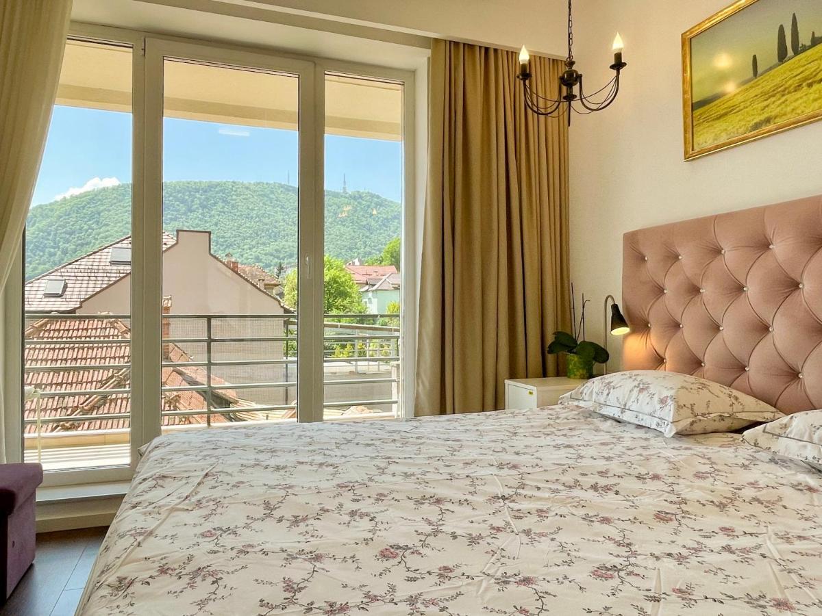 Central Premium Apartment Брашов Екстериор снимка