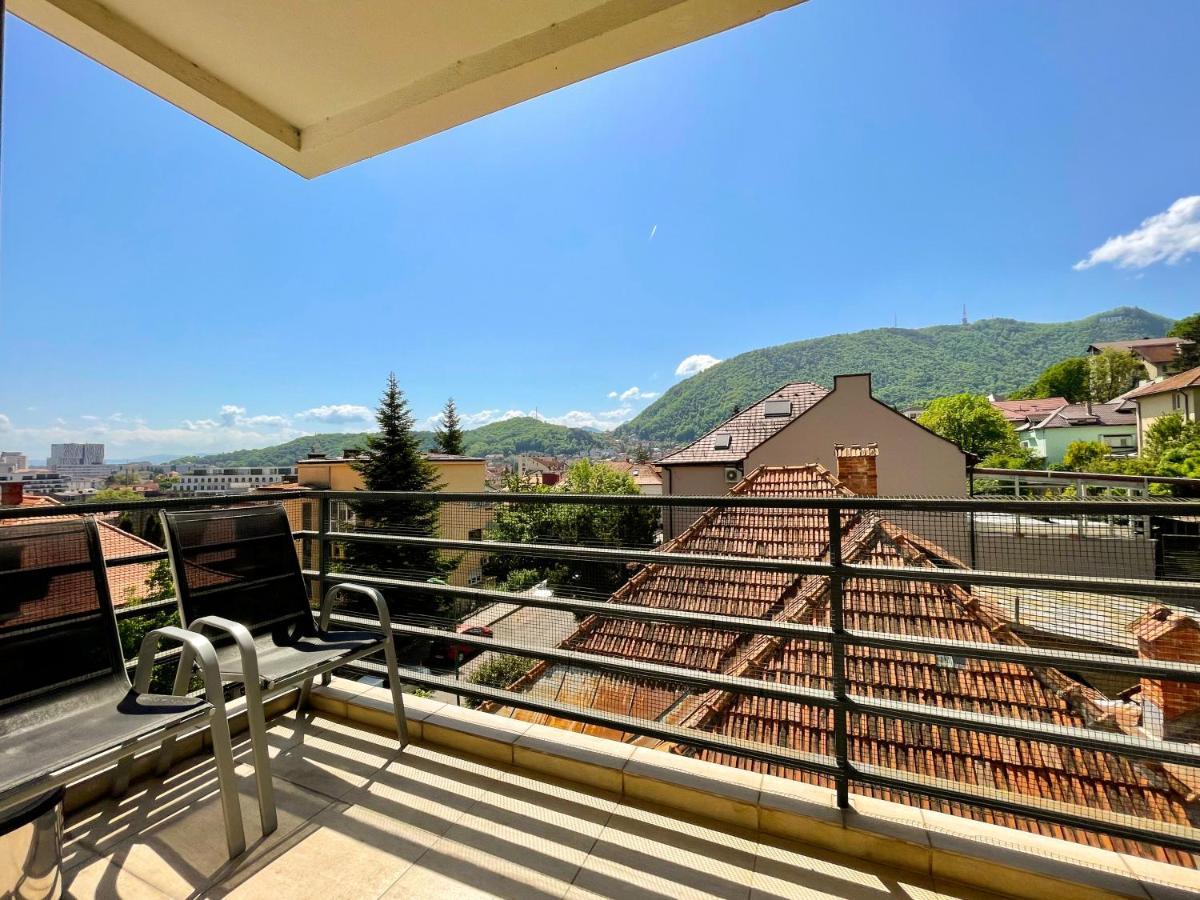 Central Premium Apartment Брашов Екстериор снимка