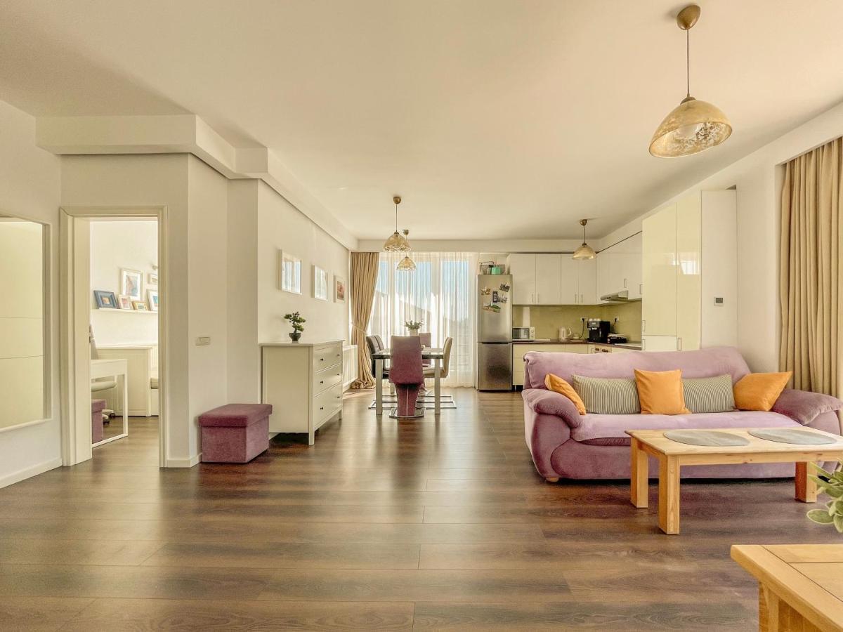 Central Premium Apartment Брашов Екстериор снимка