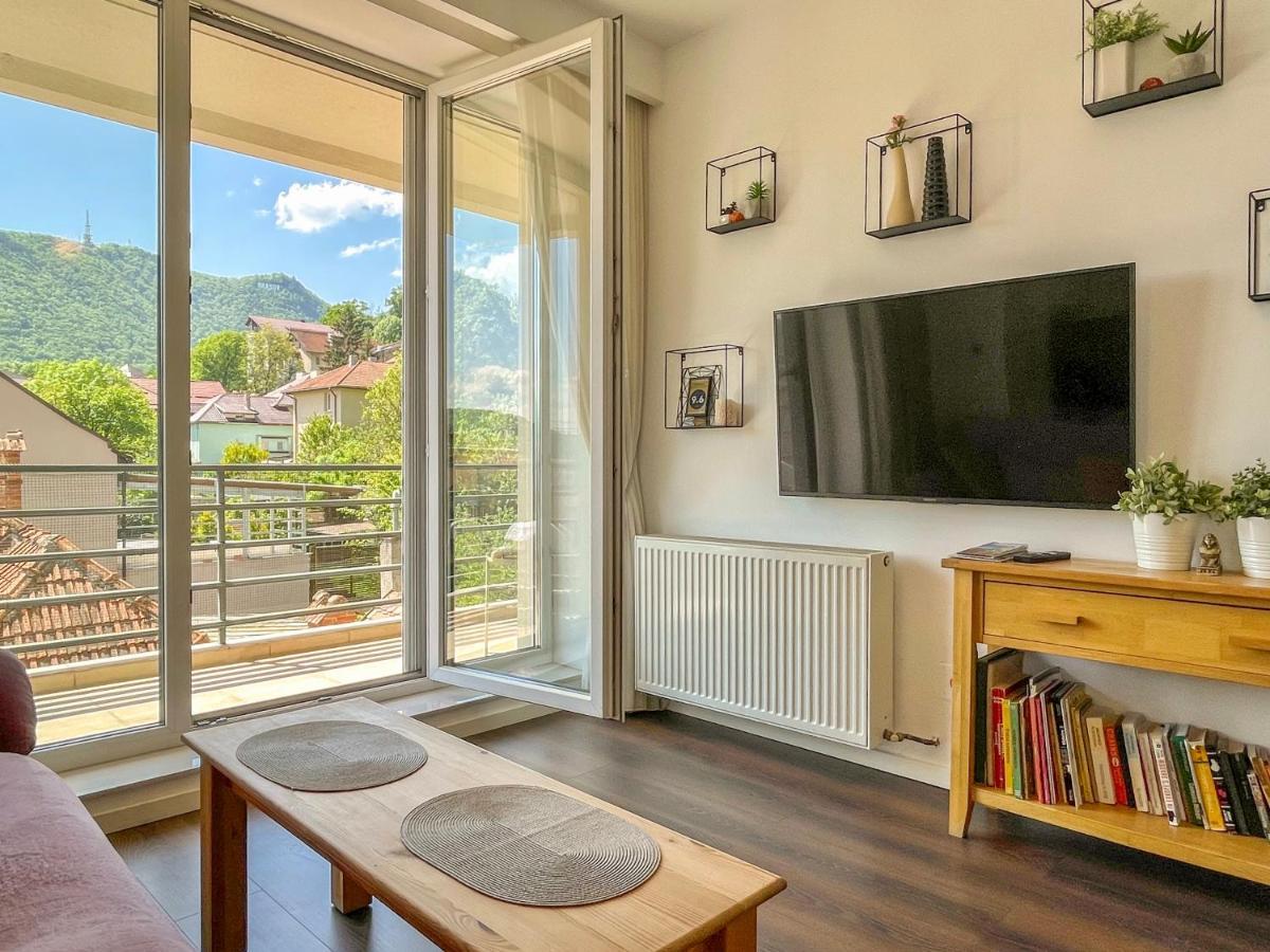 Central Premium Apartment Брашов Екстериор снимка