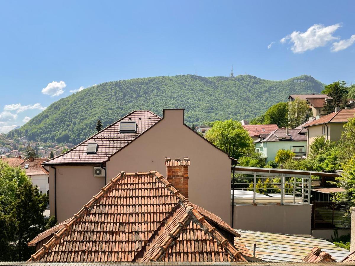Central Premium Apartment Брашов Екстериор снимка