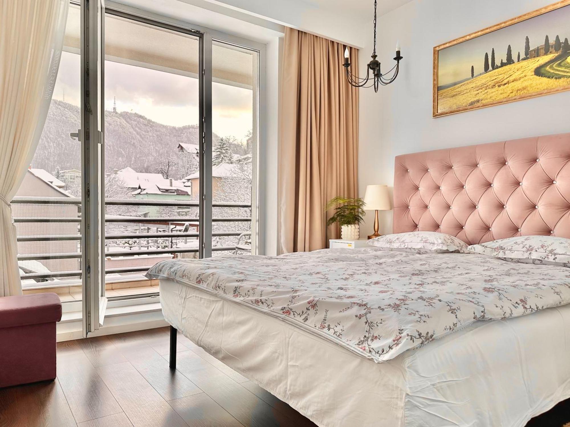 Central Premium Apartment Брашов Екстериор снимка