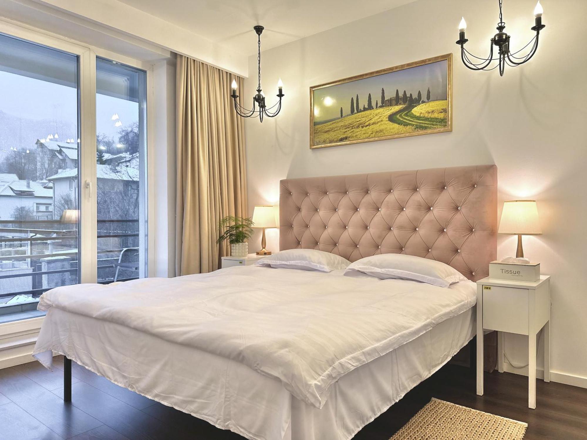 Central Premium Apartment Брашов Екстериор снимка