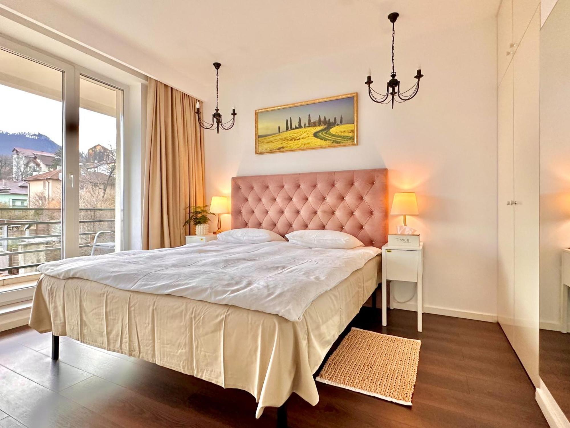 Central Premium Apartment Брашов Екстериор снимка
